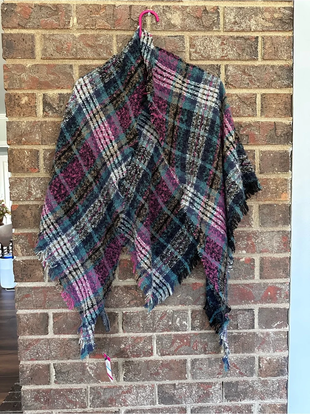 Vince Camuto Jewel Plaid Triangle Wrap Scarf Fringed Knit NWT OS